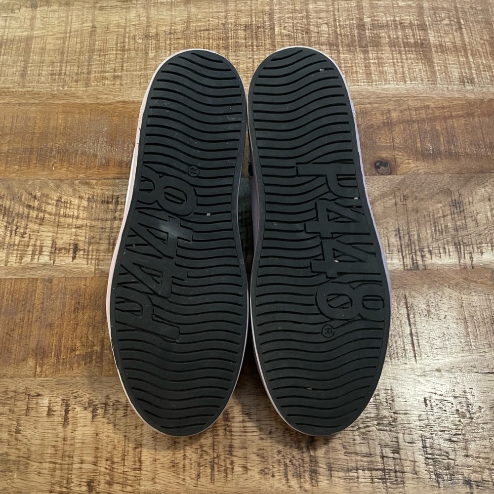 P448 Love Platform Mid Top Sneakers - Picture 7 of 10